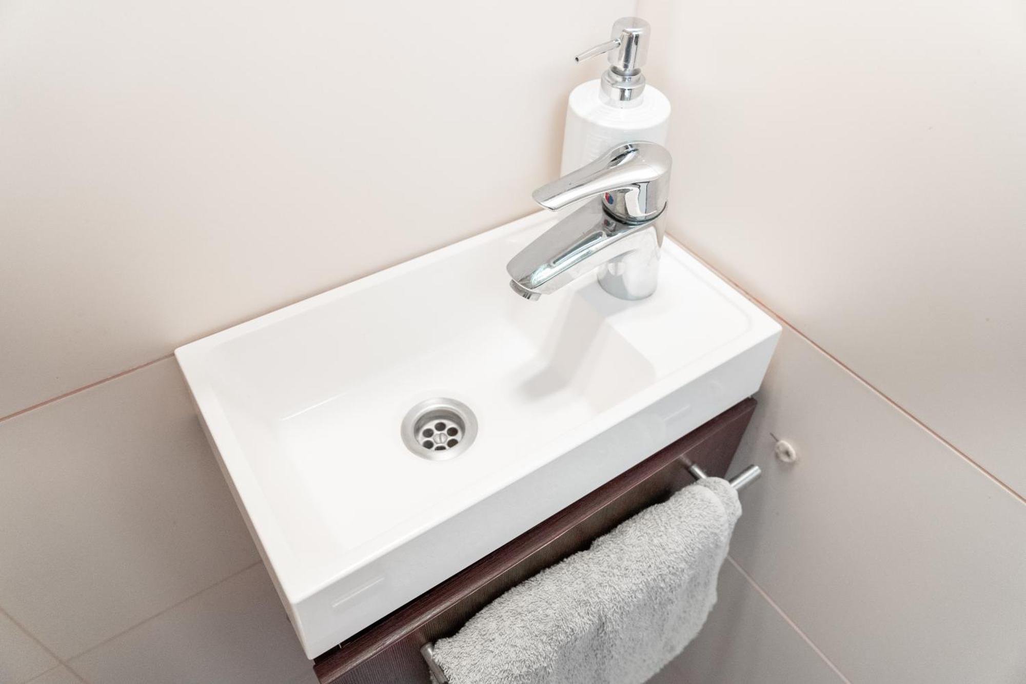 Bakats Square Premium Apartment With Ac Budapest Exteriör bild