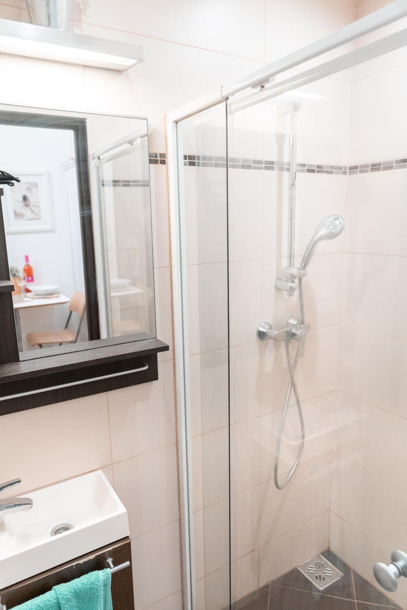 Bakats Square Premium Apartment With Ac Budapest Exteriör bild