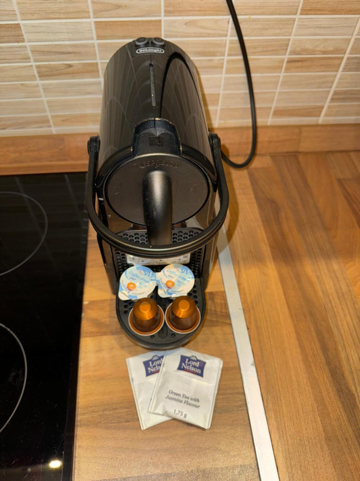 Bakats Square Premium Apartment With Ac Budapest Exteriör bild