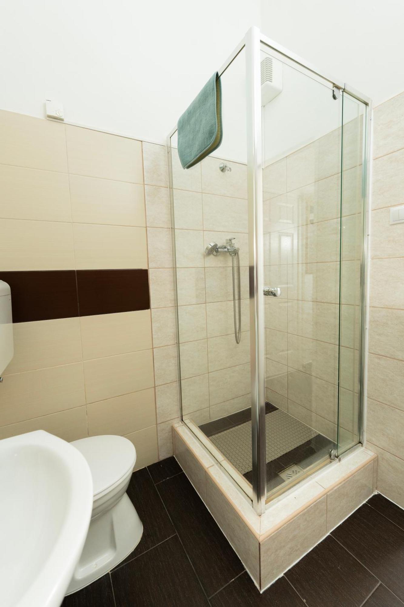 Bakats Square Premium Apartment With Ac Budapest Exteriör bild