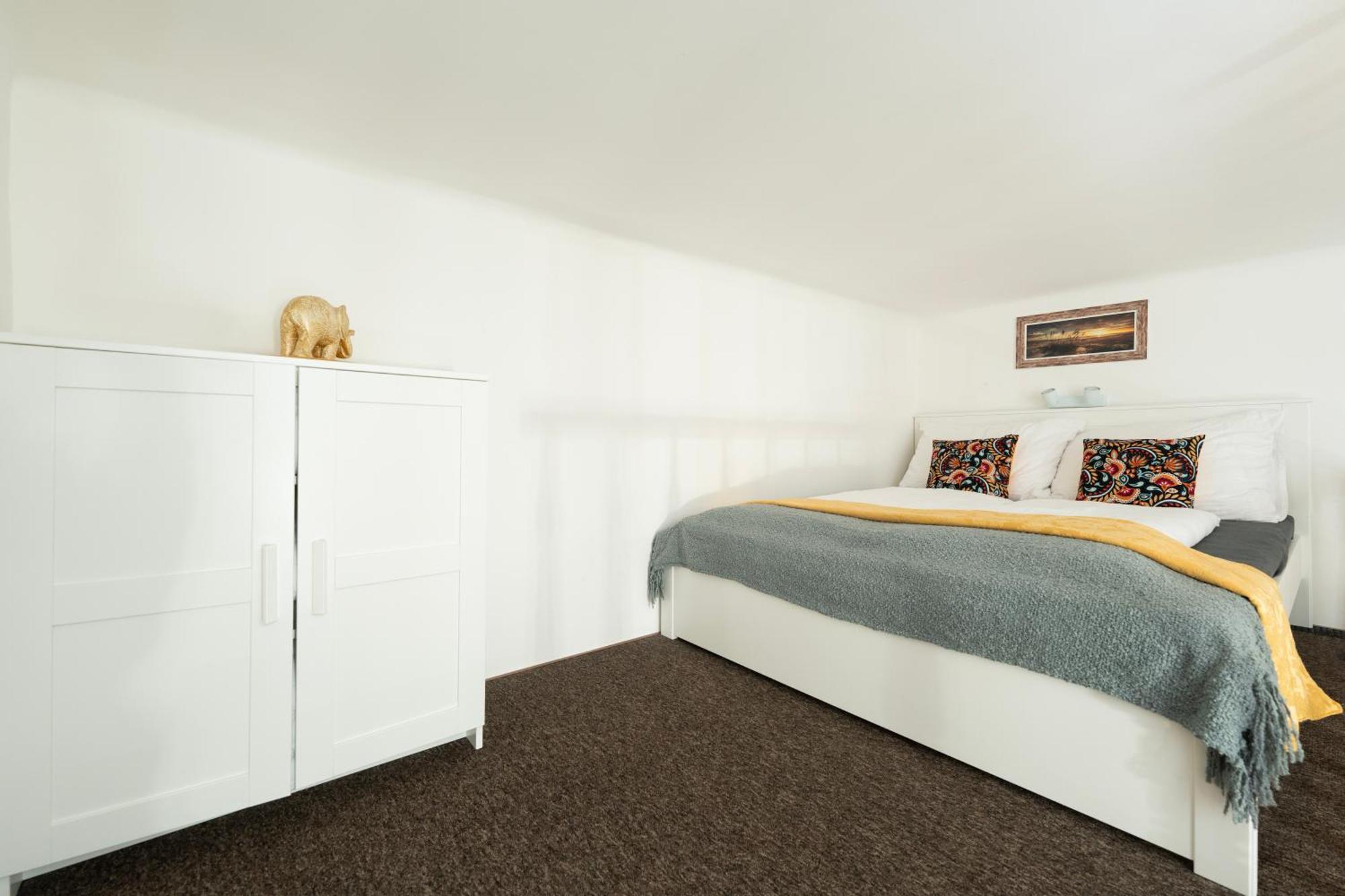 Bakats Square Premium Apartment With Ac Budapest Exteriör bild